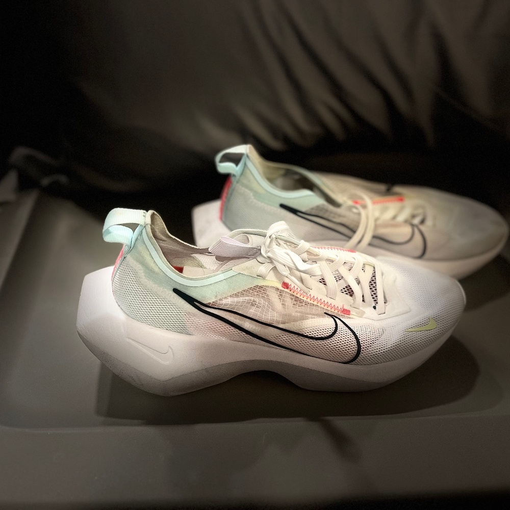 Nike Vapor Shoes, NWOT, Size 9W/7.5M
